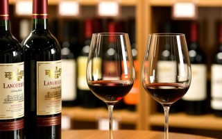 专业进口红酒，为何备受市场青睐？