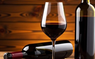 何时饮用红酒最适宜？